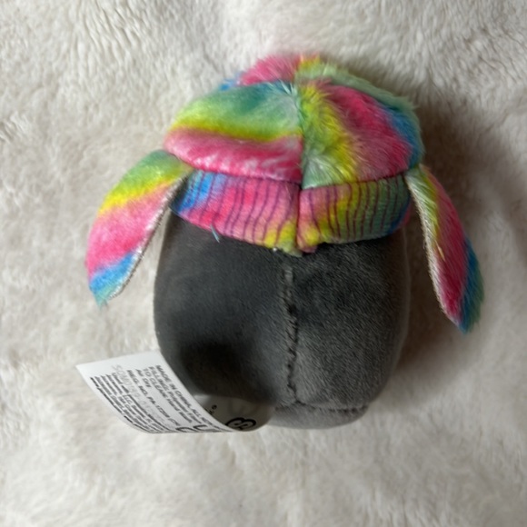 Squishville owl toy with bunny hat - Picture 3 of 4
